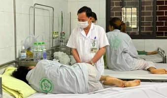 Đề xuất giám sát nguy cơ tâm thần ở người chịu áp lực công việc, tài chính
