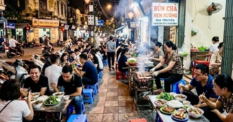 Đề xuất loạt quy định mới đối với nhà hàng, bếp ăn tập thể, thức ăn đường phố