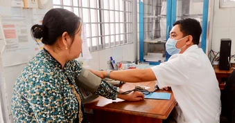 Đề xuất mới: Người cao tuổi được khám bệnh, tư vấn ngay tại khu dân cư