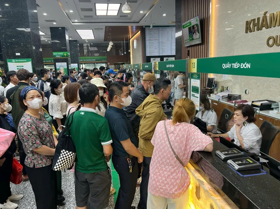 Đề xuất một số nhóm đối tượng được miễn giấy chuyển tuyến khi khám bệnh Đề xuất một số nhóm đối tượng được miễn giấy chuyển tuyến khi khám bệnh