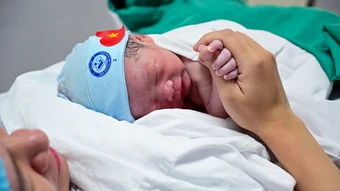 Đề xuất trợ cấp hàng tháng cho trẻ dưới 3 tuổi để khuyến sinh