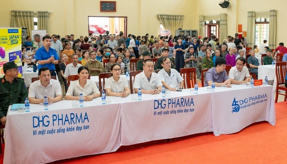 DHG Pharma chung tay chăm sóc sức khỏe cộng đồng tại Ninh Bình DHG Pharma chung tay chăm sóc sức khỏe cộng đồng tại Ninh Bình