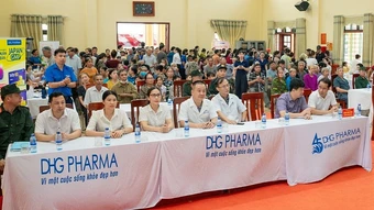 DHG Pharma chung tay chăm sóc sức khỏe cộng đồng tại Ninh Bình
