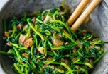 Đi chợ thấy 3 loại rau này phải mua ngay: Tốt cho mắt, bổ gan, phòng bệnh dạ dày