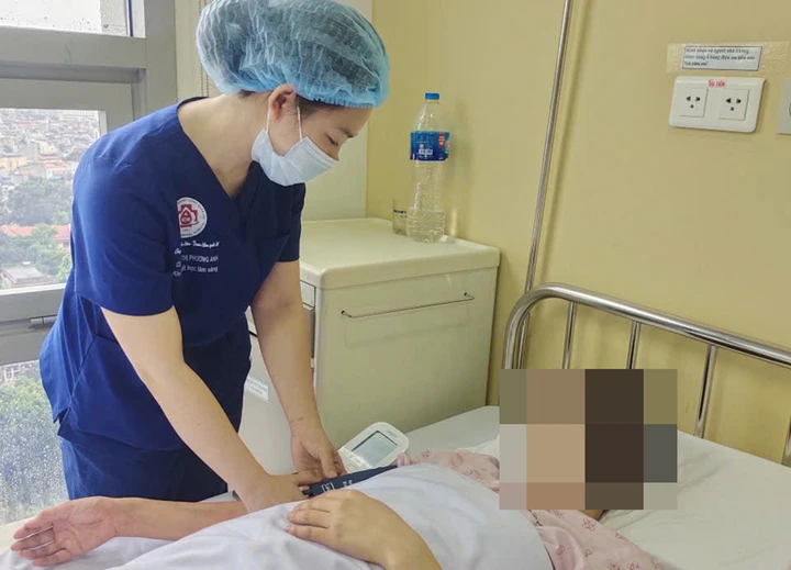 Đi khám vì hoa mắt chóng mặt, người phụ nữ 35 tuổi sốc khi mắc ung thư Đi khám vì hoa mắt chóng mặt, người phụ nữ 35 tuổi sốc khi mắc ung thư