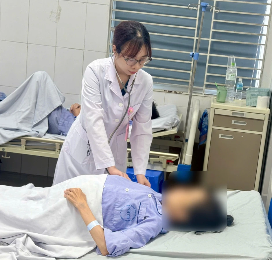 Đi khám vì mệt mỏi, da vàng, người phụ nữ phát hiện men gan cao vút: Bác sĩ cảnh báo nguyên nhân Đi khám vì mệt mỏi, da vàng, người phụ nữ phát hiện men gan cao vút: Bác sĩ cảnh báo nguyên nhân