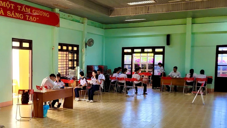 Địa phương đầu tiên ở Lâm Đồng triển khai khám sức khỏe miễn phí toàn dân Địa phương đầu tiên ở Lâm Đồng triển khai khám sức khỏe miễn phí toàn dân