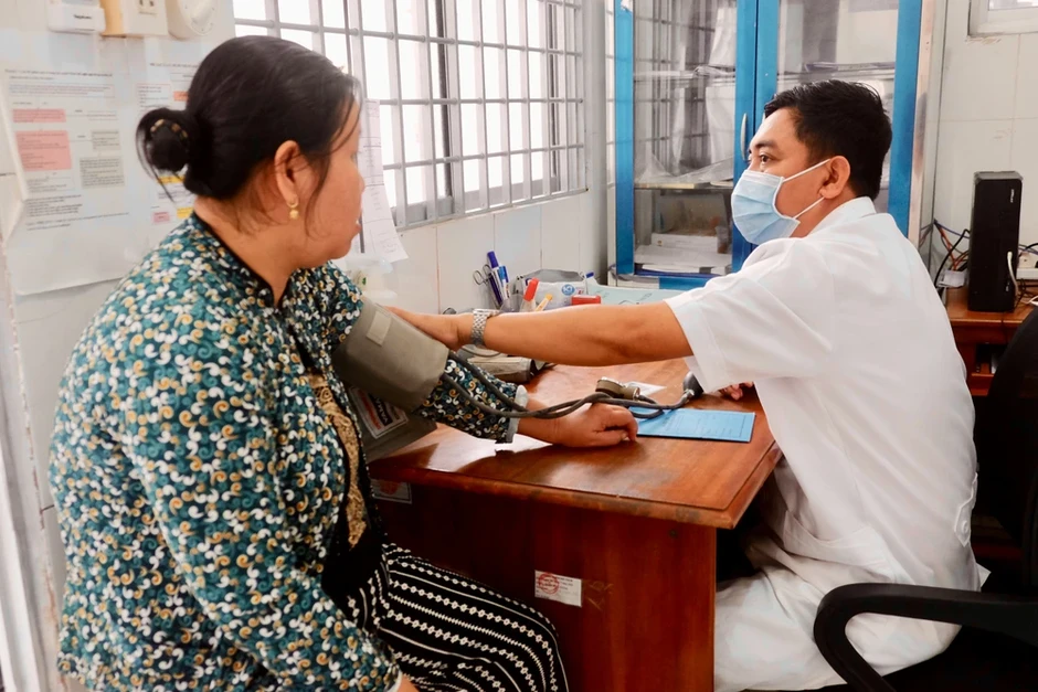 Điểm chăm sóc người cao tuổi: Người dân ngóng chờ, chuyên gia trăn trở bài toán nhân lực Điểm chăm sóc người cao tuổi: Người dân ngóng chờ, chuyên gia trăn trở bài toán nhân lực