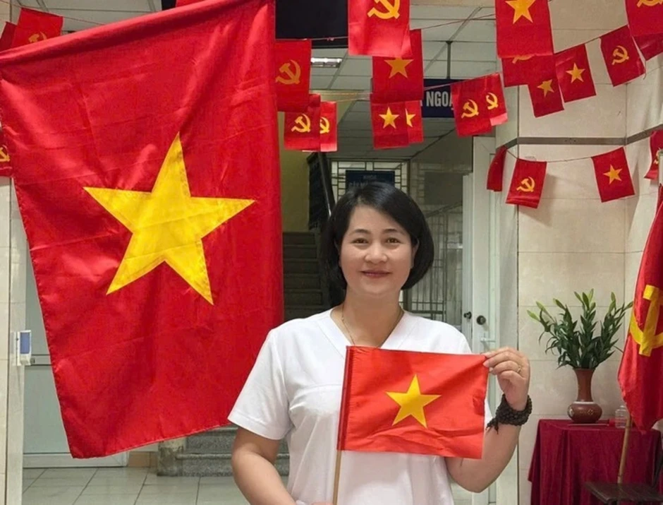 Điều dưỡng cứu người ngừng tim trong quán cà phê