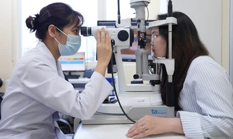 Điều gì xảy ra khi cận thị nặng? - Báo TinVina