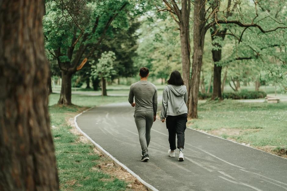 Điều gì xảy ra với cơ thể khi bạn đi bộ 20 phút mỗi ngày? Điều gì xảy ra với cơ thể khi bạn đi bộ 20 phút mỗi ngày?