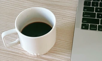 Điều gì xảy ra với hormone khi uống cà phê mỗi ngày?
