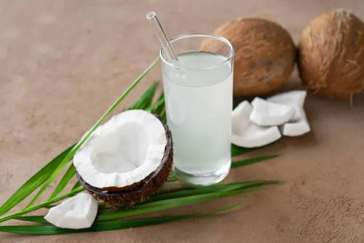 Điều gì xảy ra với thận khi bạn uống nước dừa? Điều gì xảy ra với thận khi bạn uống nước dừa?