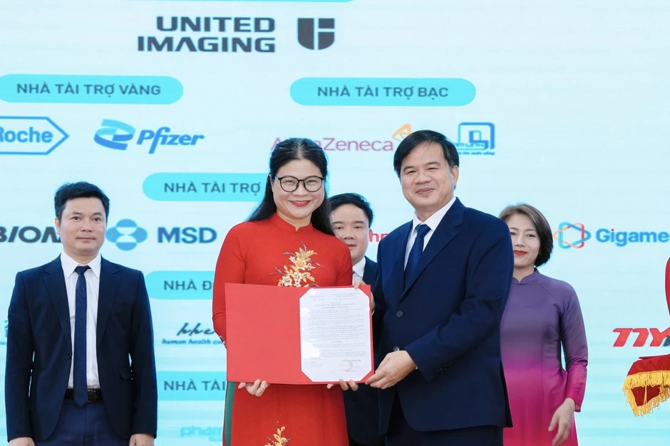 Điều trị ung thư bước vào kỷ nguyên mới, thêm hy vọng kéo dài sự sống Điều trị ung thư bước vào kỷ nguyên mới, thêm hy vọng kéo dài sự sống
