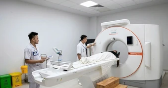 Điều trị ung thư bước vào kỷ nguyên mới, thêm hy vọng kéo dài sự sống