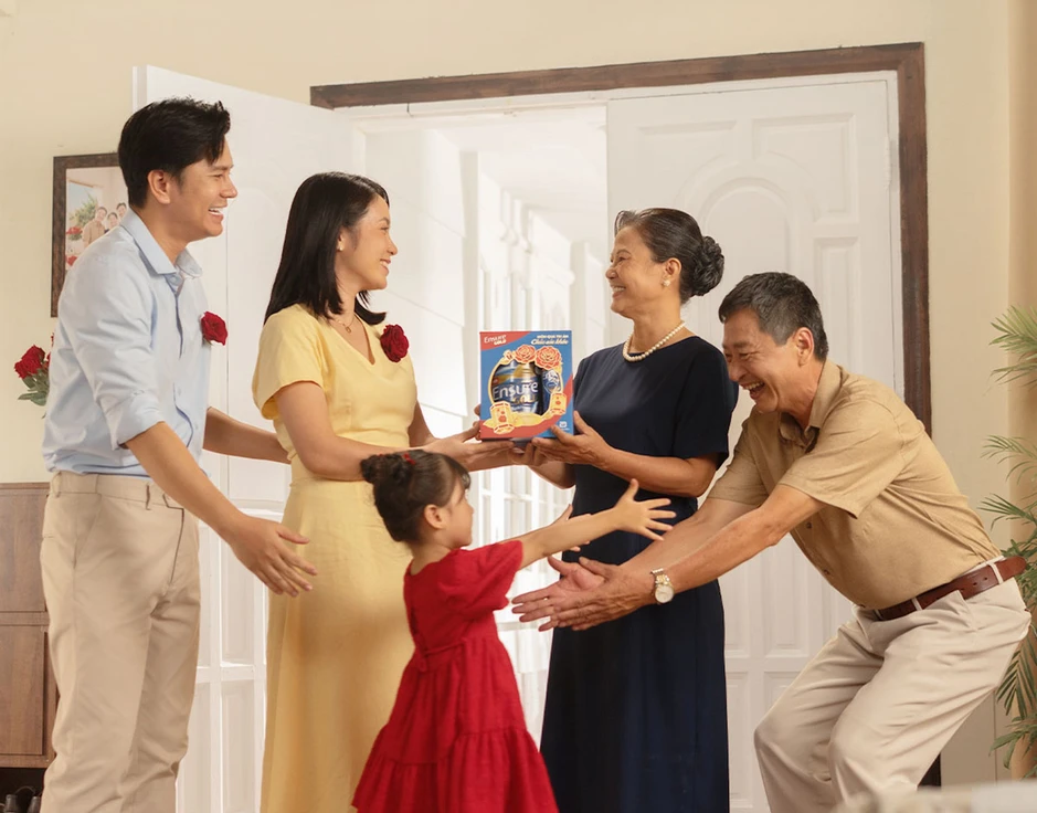 Dịp vu lan này, cùng Ensure Gold lắng nghe những điều ba mẹ chưa nói Dịp vu lan này, cùng Ensure Gold lắng nghe những điều ba mẹ chưa nói