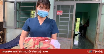 Đỡ đẻ kịp thời cho sản phụ sinh con tại nhà