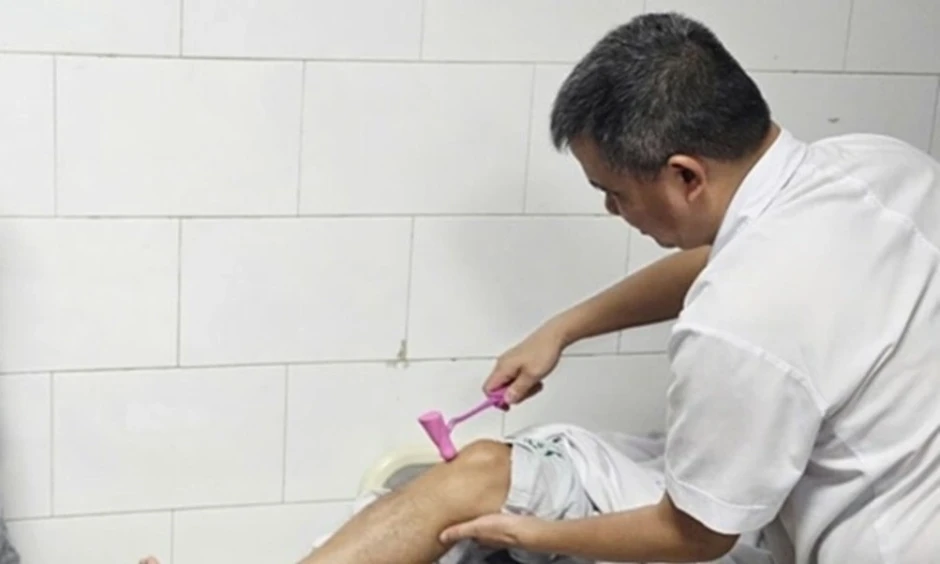 Độc tố 'vô hình' trong cá chình khiến 6 du khách nhập viện cấp cứu Độc tố 'vô hình' trong cá chình khiến 6 du khách nhập viện cấp cứu