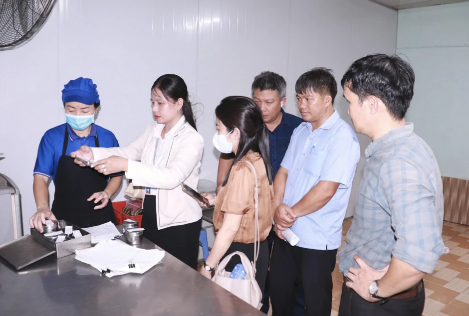 Đồng Nai công bố danh tính các cơ sở vi phạm an toàn thực phẩm Đồng Nai công bố danh tính các cơ sở vi phạm an toàn thực phẩm