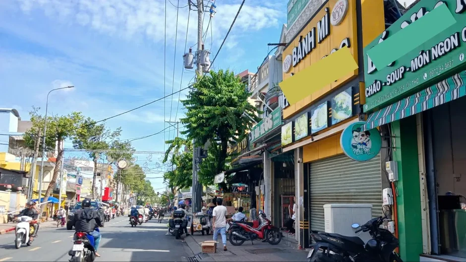 Đồng Tháp: Số người nhập viện sau khi ăn bánh mì tăng lên 232 Đồng Tháp: Số người nhập viện sau khi ăn bánh mì tăng lên 232