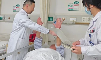Đột quỵ tuổi 33 do sai lầm khi đi xoa bóp giảm đau vai gáy