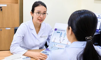 Dự trữ buồng trứng thấp nên gom trứng hay gom phôi? - Báo TinVina