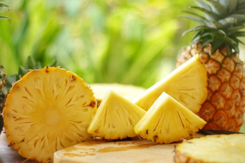 Dứa nhiều tác dụng tích cực nhưng 4 nhóm người cần tránh xa Dứa nhiều tác dụng tích cực nhưng 4 nhóm người cần tránh xa