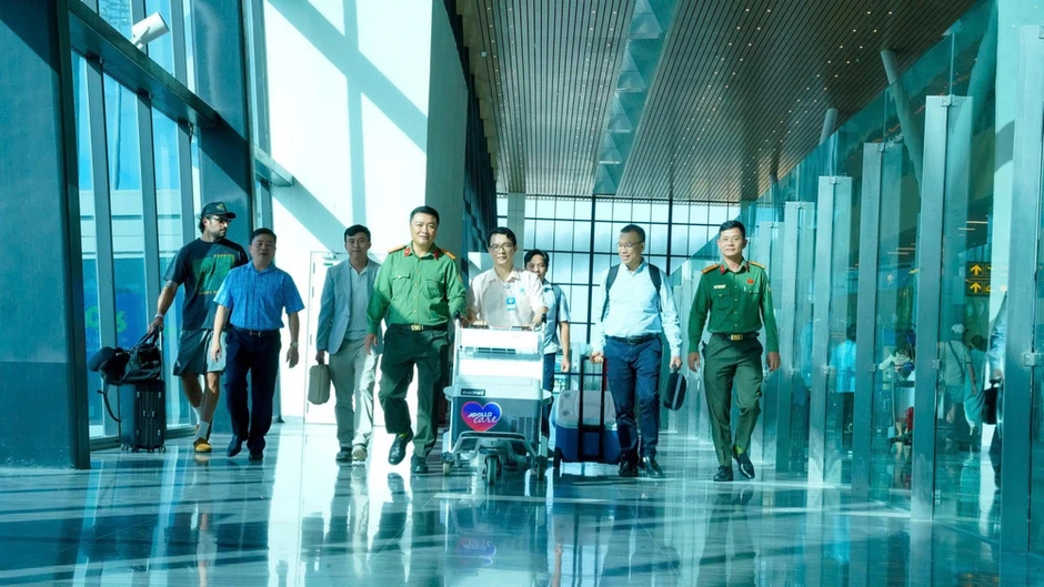 Đưa trái tim hiến tặng vượt hơn 1.700km cứu sống bệnh nhi 15 tuổi