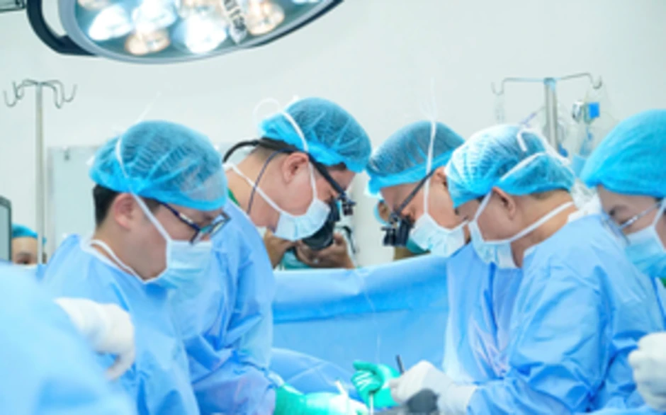 Đưa trái tim từ Hà Nội vào TPHCM hồi sinh cho bệnh nhi 11 tuổi Đưa trái tim từ Hà Nội vào TPHCM hồi sinh cho bệnh nhi 11 tuổi