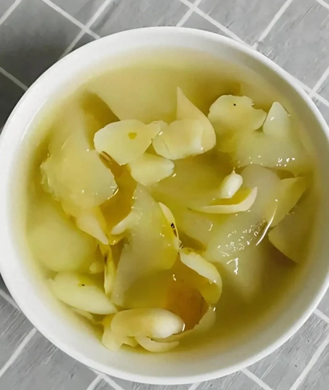 Đừng chỉ biết uống nước lọc vào mùa hè! Đây là 3 loại nước "siêu giải nhiệt", dưỡng da, tăng cường sức khỏe Đừng chỉ biết uống nước lọc vào mùa hè! Đây là 3 loại nước "siêu giải nhiệt", dưỡng da, tăng cường sức khỏe