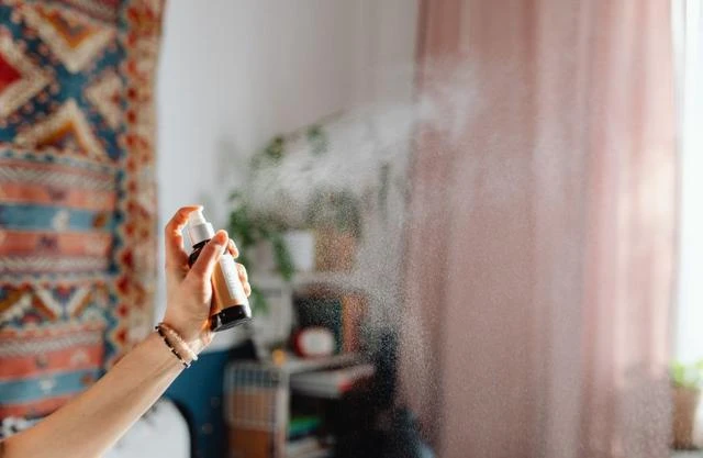 Đừng tùy tiện bố trí phòng ngủ cho trẻ nhỏ! 4 loại đồ vật này dù đẹp đến đâu cũng sẽ âm thầm gây hại cho con Đừng tùy tiện bố trí phòng ngủ cho trẻ nhỏ! 4 loại đồ vật này dù đẹp đến đâu cũng sẽ âm thầm gây hại cho con