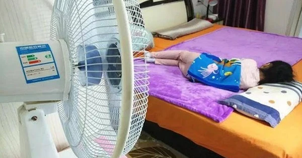 Đừng tùy tiện bố trí phòng ngủ cho trẻ nhỏ! 4 loại đồ vật này dù đẹp đến đâu cũng sẽ âm thầm gây hại cho con Đừng tùy tiện bố trí phòng ngủ cho trẻ nhỏ! 4 loại đồ vật này dù đẹp đến đâu cũng sẽ âm thầm gây hại cho con