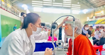 Gần 30.000 người được khám sức khỏe miễn phí ở TP.HCM, 64% có vấn đề sức khỏe