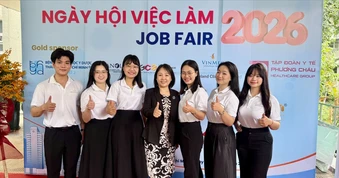 Gần 900 sinh viên Trường Điều dưỡng – Kỹ thuật Y học tiếp cận cơ hội việc làm