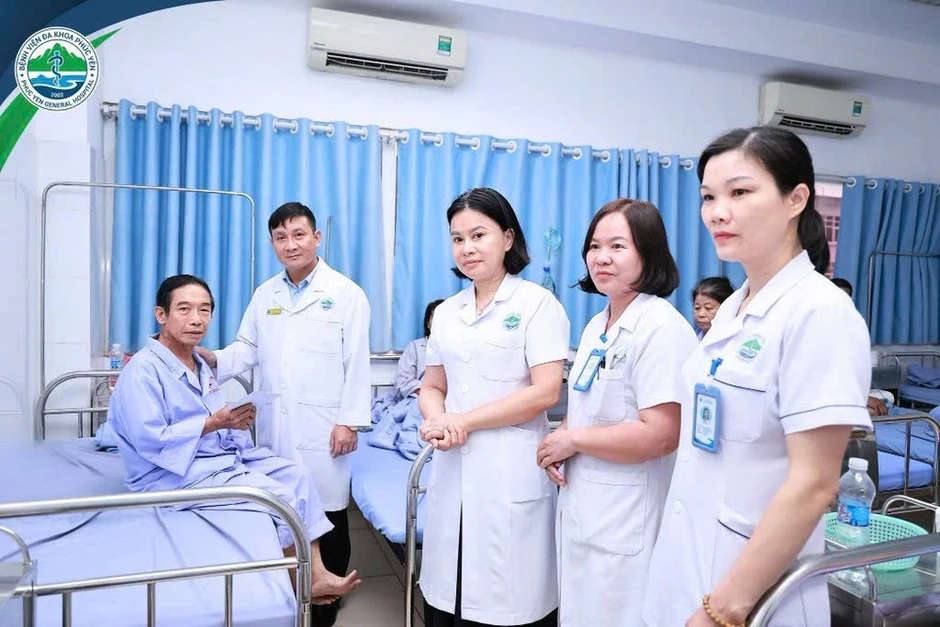 Gắn kết và đồng cảm giữa thầy thuốc và bệnh nhân Gắn kết và đồng cảm giữa thầy thuốc và bệnh nhân