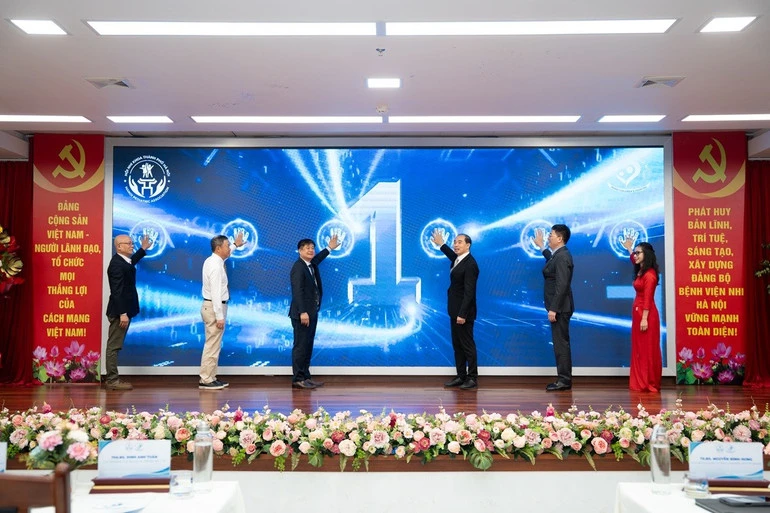Gia tăng trẻ mắc dị tật khe hở môi-vòm miệng: Đẩy mạnh điều trị toàn diện ngay tại Việt Nam Gia tăng trẻ mắc dị tật khe hở môi-vòm miệng: Đẩy mạnh điều trị toàn diện ngay tại Việt Nam