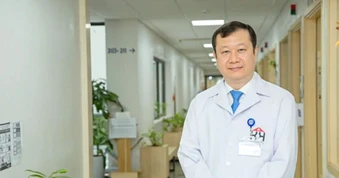 Giám đốc Bệnh viện ung bướu Hà Nội ủy quyền điều hành cho cấp phó