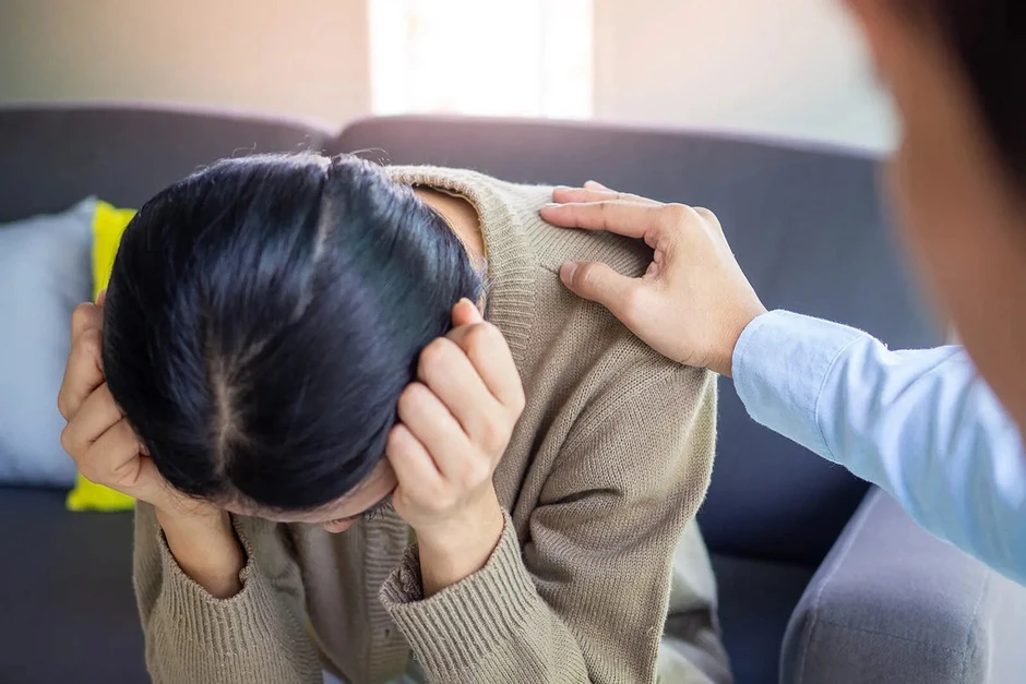 Giọt nước mắt chữa lành trong phòng khám tâm lý Giọt nước mắt chữa lành trong phòng khám tâm lý
