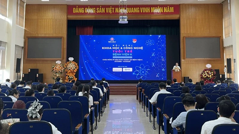 Giữ gìn tinh thần trung thực, khách quan và trách nhiệm trong nghiên cứu khoa học Giữ gìn tinh thần trung thực, khách quan và trách nhiệm trong nghiên cứu khoa học