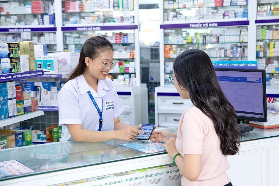 Góp thưởng từ yêu thương, 'Ví Khỏe Nhà Ta' của Long Châu gắn kết gia đình đa thế hệ