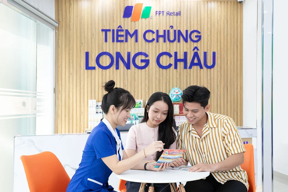 Góp thưởng từ yêu thương, 'Ví Khỏe Nhà Ta' của Long Châu gắn kết gia đình đa thế hệ