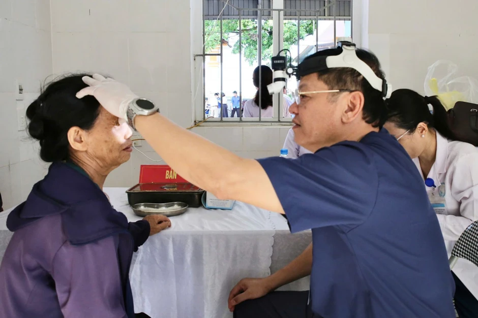 Hà Tĩnh tổ chức khám sức khỏe định kỳ miễn phí cho người dân Hà Tĩnh tổ chức khám sức khỏe định kỳ miễn phí cho người dân