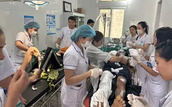 Hai người bỏng nặng do điện cao thế