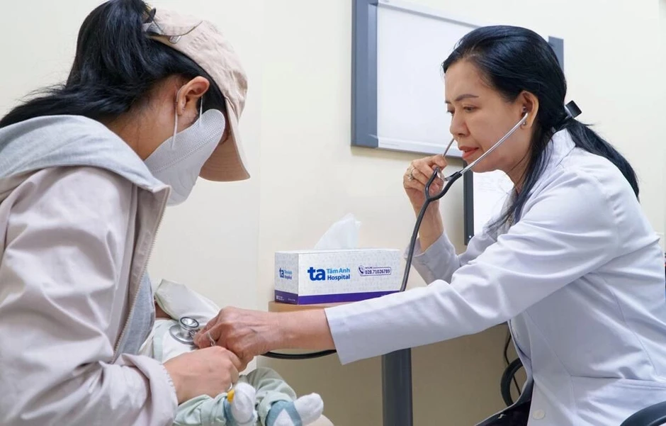 Hai tháng nuôi sống bé sinh non suy hô hấp - Báo TinVina Hai tháng nuôi sống bé sinh non suy hô hấp - Báo TinVina