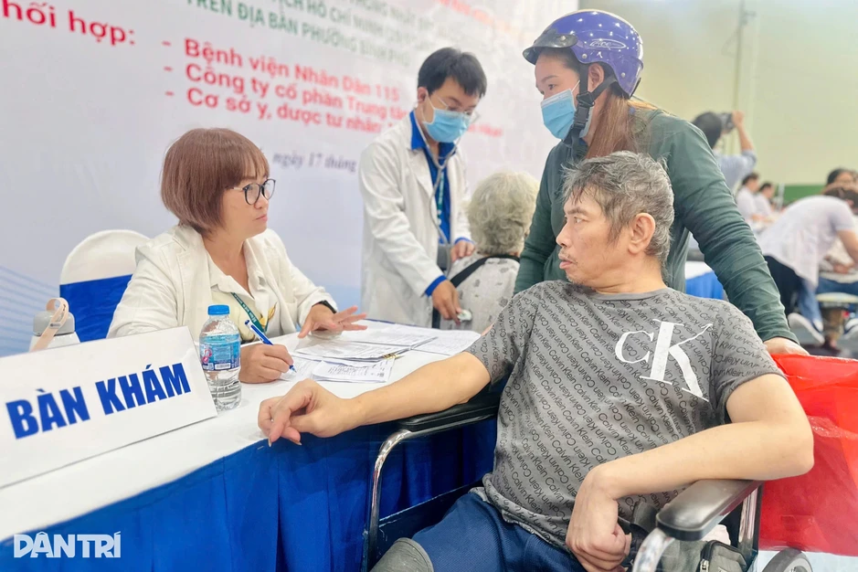 Hai xã, phường ở TPHCM có tỷ lệ khám sức khỏe toàn dân trên 90% Hai xã, phường ở TPHCM có tỷ lệ khám sức khỏe toàn dân trên 90%