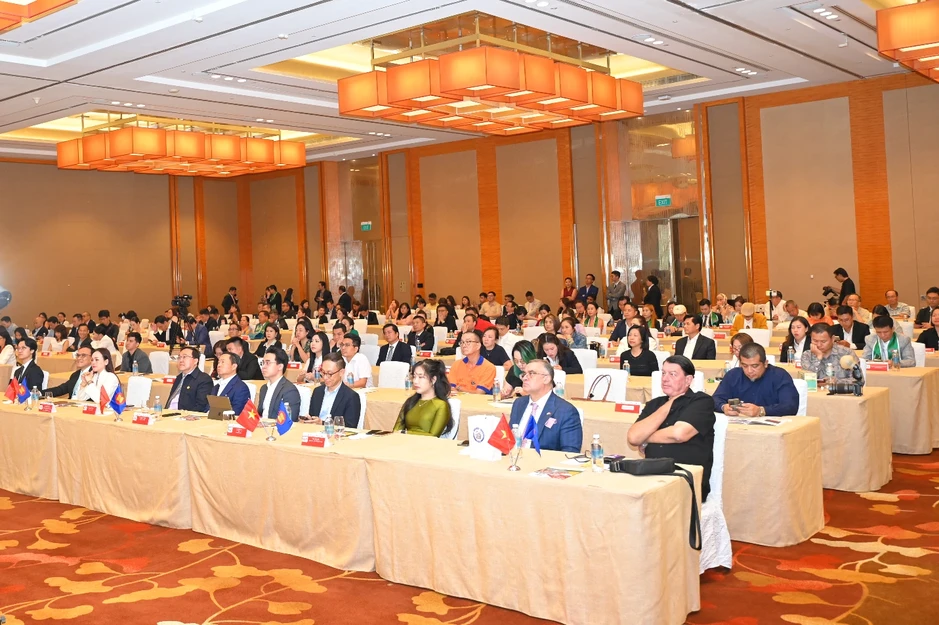 Hành trình 3 lần chinh phục “Top 5 Thương hiệu Mạnh ASEAN” của Aiwado Hành trình 3 lần chinh phục “Top 5 Thương hiệu Mạnh ASEAN” của Aiwado