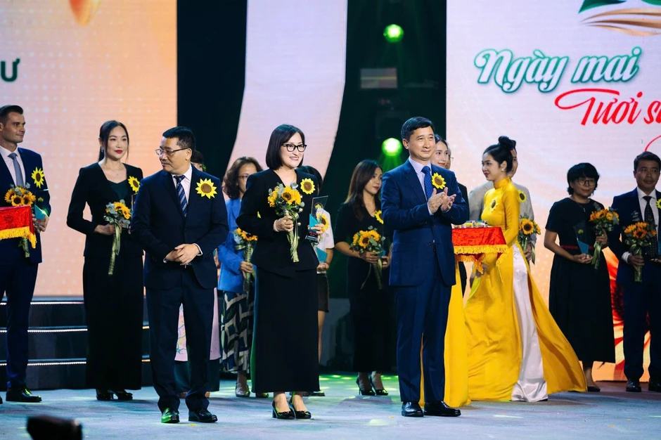 Hệ thống Bệnh viện Lạc Việt: Khi chăm sóc sức khỏe không chỉ dừng lại ở những ca điều trị Hệ thống Bệnh viện Lạc Việt: Khi chăm sóc sức khỏe không chỉ dừng lại ở những ca điều trị