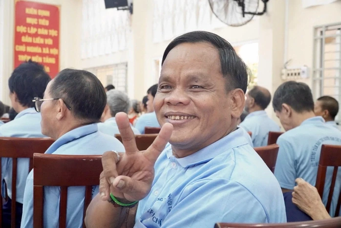 Hình ảnh đầy xúc động của người khuyết tật trong ngày đặc biệt Hình ảnh đầy xúc động của người khuyết tật trong ngày đặc biệt