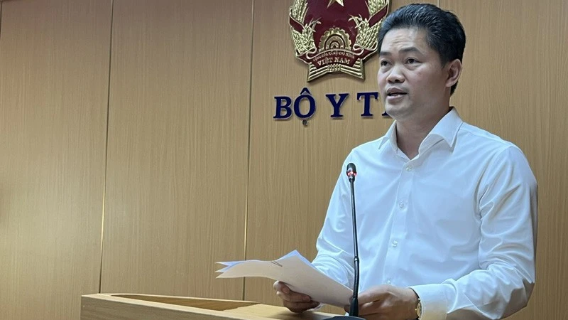 Hoàn thiện hành lang pháp lý về công tác phòng bệnh, nâng cao sức khỏe nhân dân trong tình hình mới Hoàn thiện hành lang pháp lý về công tác phòng bệnh, nâng cao sức khỏe nhân dân trong tình hình mới