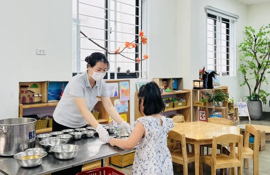 Hoàn thiện quy định về an toàn thực phẩm đối với bếp ăn tập thể